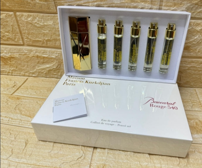 BACCARAT ROUGH 540 5 IN 1 GIFT SET 5Ă20ML